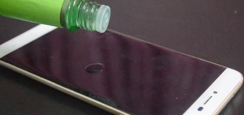 妙用|花露水倒在手上,作用太棒了,解决了很多人的烦恼,早知道就好了