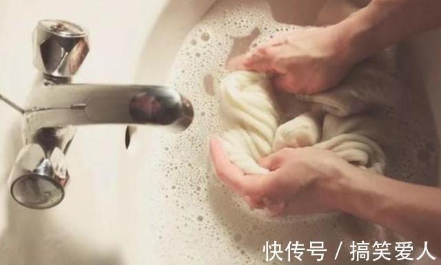细菌|干净奶奶每天给宝宝换洗衣物,却依旧“脏”出疹子,宝妈气到发火