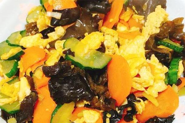 大补菜|大暑天并没有40度而是阴天30度,孩子多吃大补菜,暖身暖胃强身