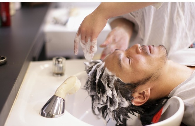 白血病 染发到底对身体有没有害一年最多染几次做好3件事可减少伤害