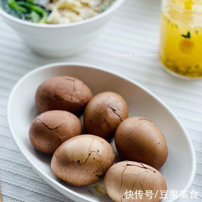 不重样早餐组合｜酸汤肥牛面+茶叶蛋+百香果柠檬水