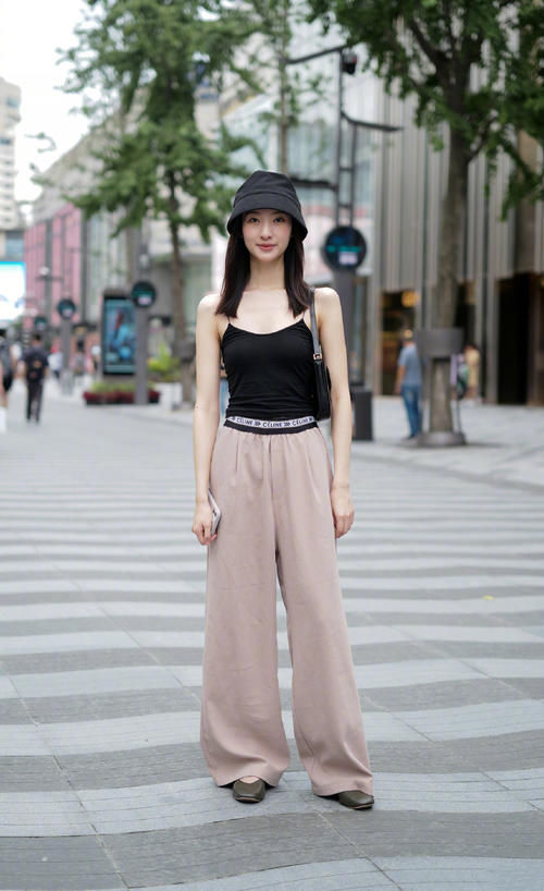 早春穿“阔腿裤”很舒适，但要搭对了“鞋子”才会更加时髦