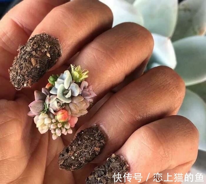 一双绣花鞋&35个国外的奇葩设计,用上万支烟做成地毯,网友:是艺术还是浪费