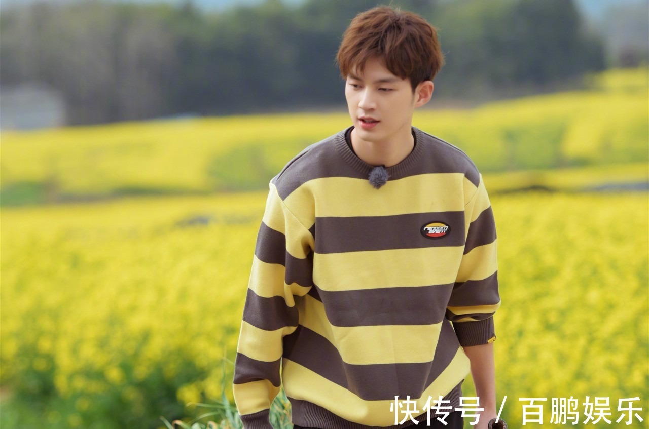 外公去世，董力没能见最后一面，为了工作妈妈骗他外公病情好转