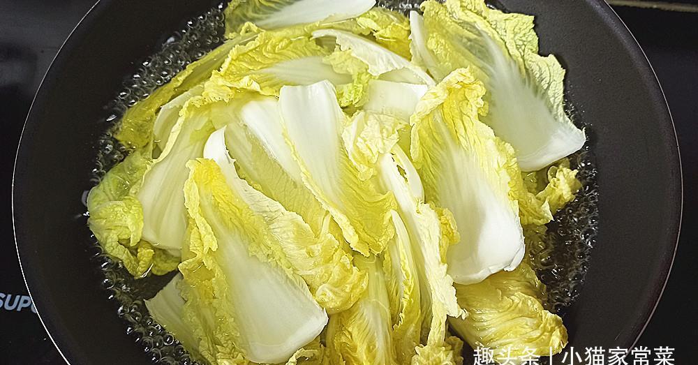 鸡蛋和娃娃菜一起制作,清爽不油腻,鲜嫩又美味,好吃下饭的菜