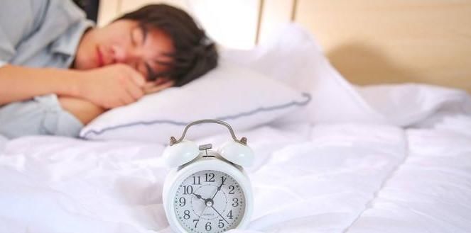 糖尿病在睡眠中出现如果睡前有三种症状,血糖可能会悄悄地猛增