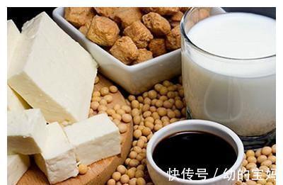 坚果|多喝骨汤并不补钙!真正补钙的5种食物在这,强筋健骨,不妨多吃