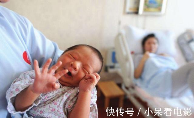 舅舅|“踩生”不是迷信，孩子出产房后，第一个抱他的人确实很重要