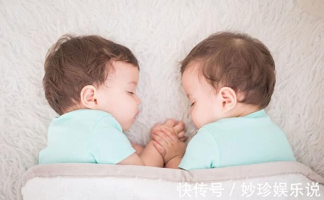 子宫|孕妈怀双胞胎,身体会出现四个特殊感觉,第三个很明显,一看便知