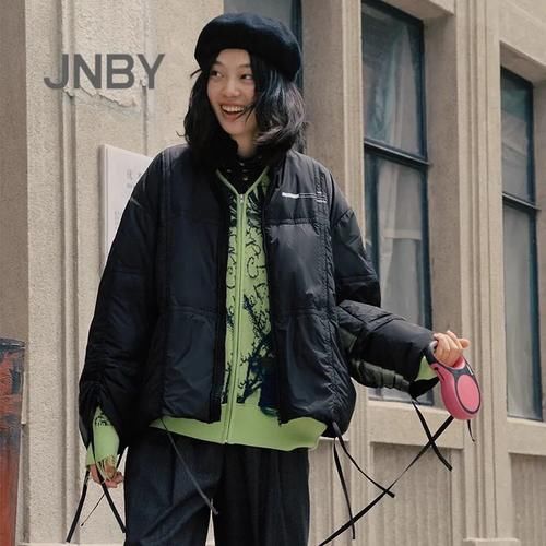 加拿大鹅又卖断货 都2021年了你怎么还在跟风