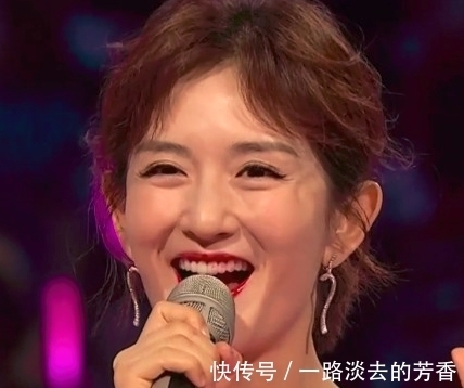 何炅|跨年夜上的10大翻车事故: 华晨宇被误解、王源被虫咬、何炅没声音