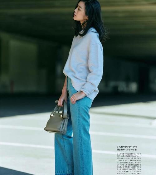 春季最适合穿牛仔裤！解锁最火的“一裤多穿法”，简约时尚又实用