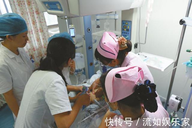 脾胃|1岁男娃胃被撑破,心脏停跳儿科医生如此喂饭简直“坑娃”