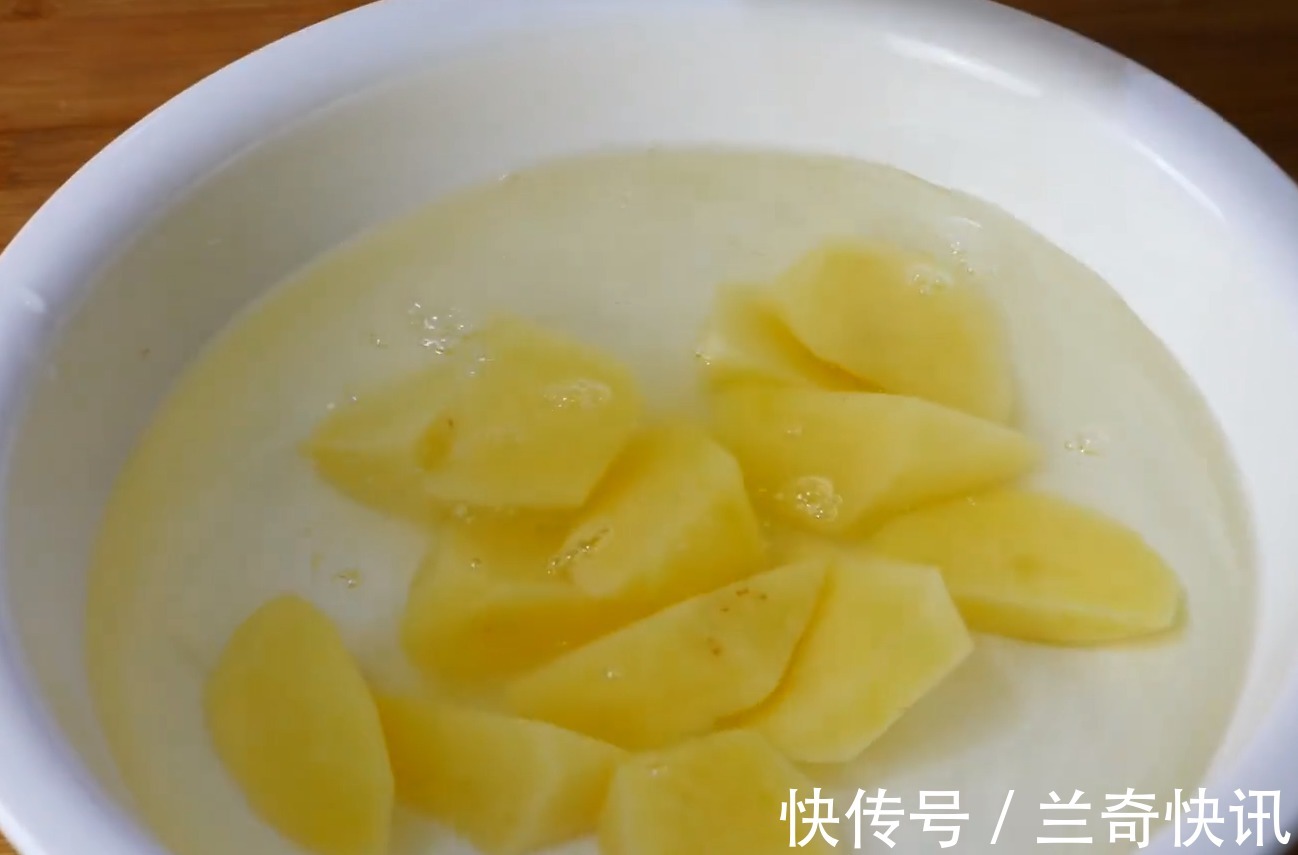 特色|爱吃大盘鸡的收藏了，教你特色做法，色香味俱全，看着直流口水