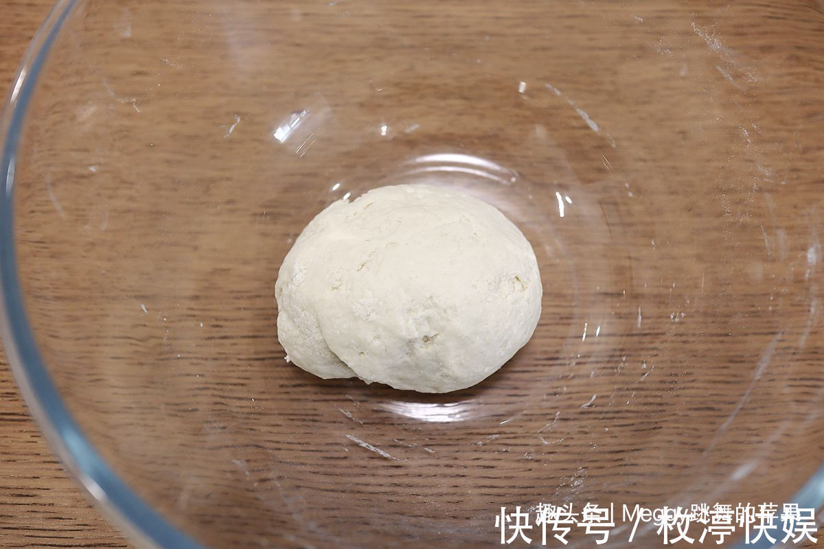 香甜|只需一次发酵的南瓜刀切馒头，全程节省60分钟，香甜暄软真漂亮