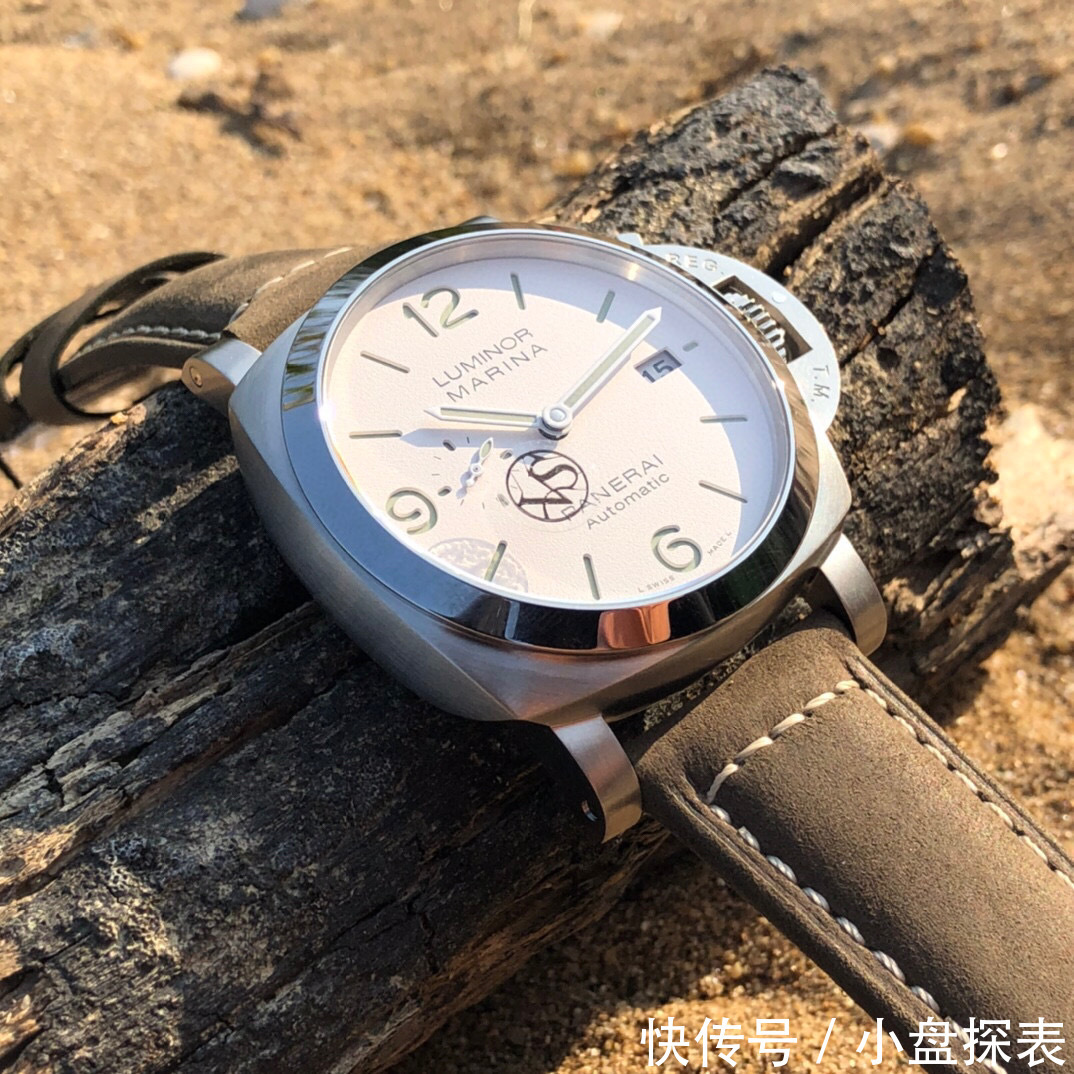 盘面|VS沛纳海pam1314白色三明治表盘腕表