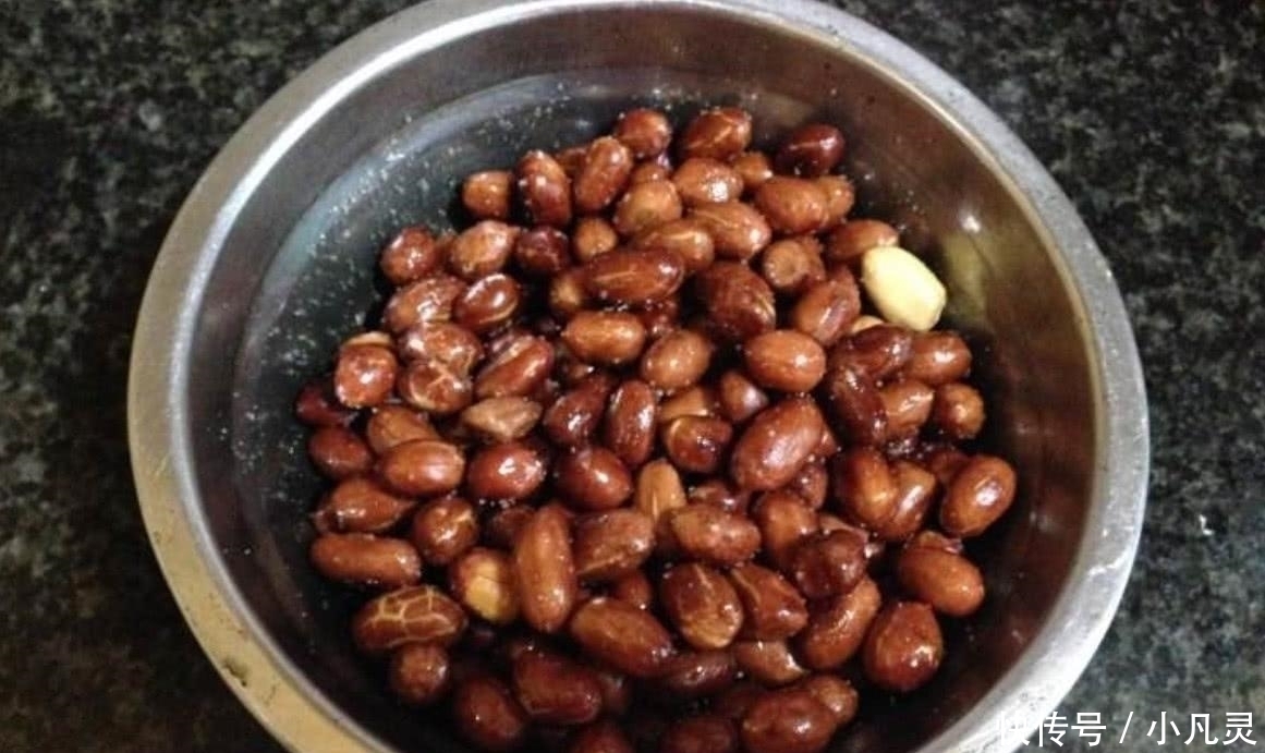 喝酒|爷爷那一辈喝酒吃的4种下酒菜,其中有一道很少人见过