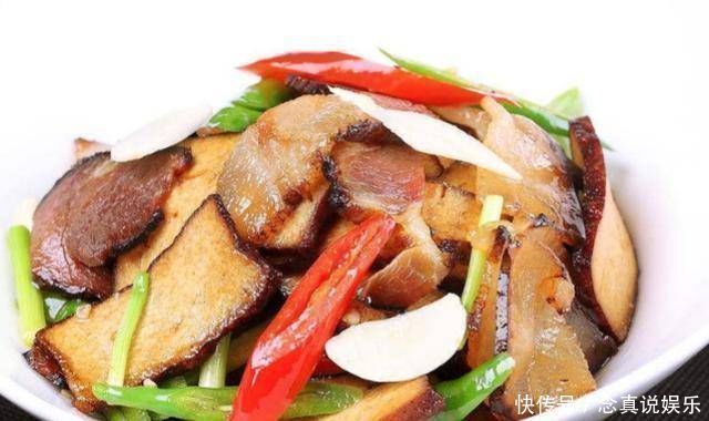 美食推荐豆干炒腊肉、酸汤猪脚锅、西红柿烧豆腐