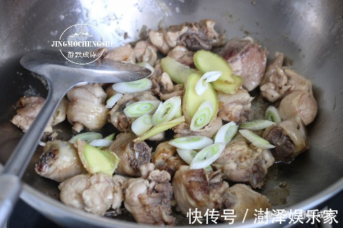 做法|天热不想下厨，学学此懒人饭做法，饭菜一锅齐，比叫外卖都快