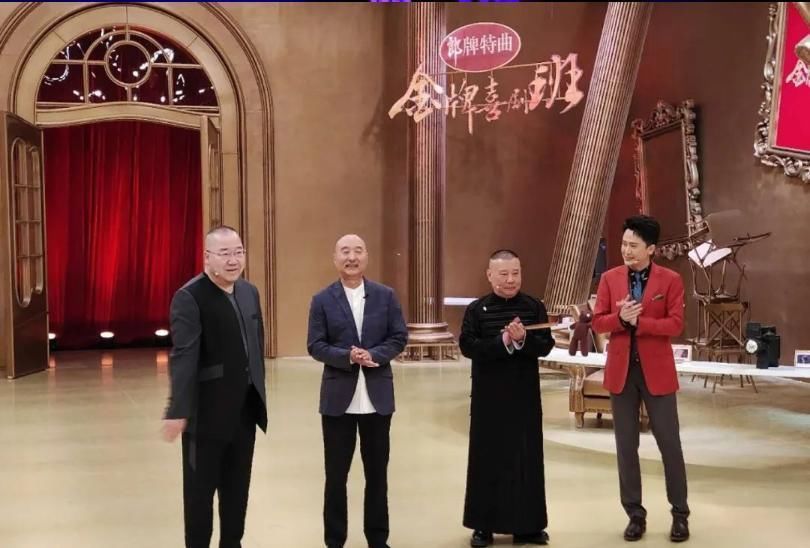 陈佩斯坐镇《金牌喜剧班》,央视为节目下足血本,神秘嘉宾引猜测
