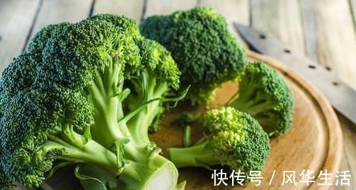 维生素c|每天坚持吃3种食物，排毒养颜、延缓衰老，爱吃就赚了！