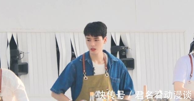 节目|4个厨房小白的《中餐厅》,要流量不要厨艺,节目重心是否偏离?