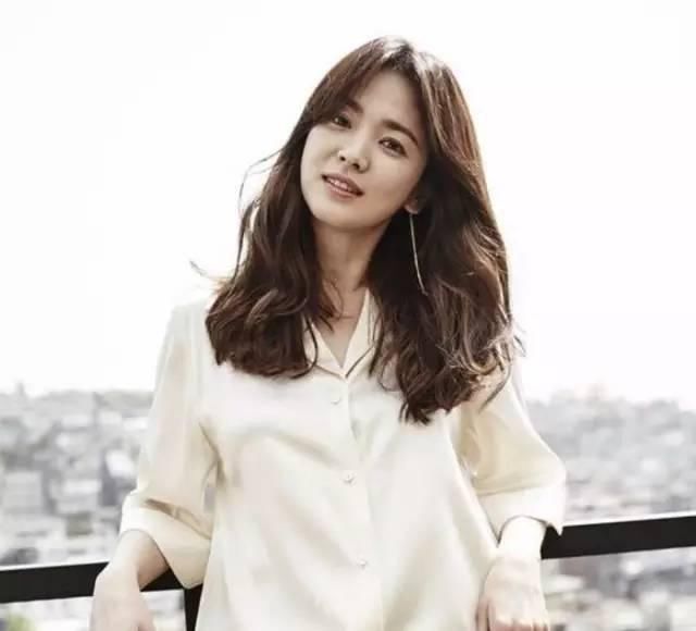 今年流行的15种发型，你留过哪一款？