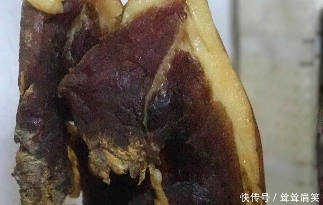 腊肉|腌腊肉时,一斤肉放多少盐合适?教你秘制做法,腊肉晒好醇厚甘香