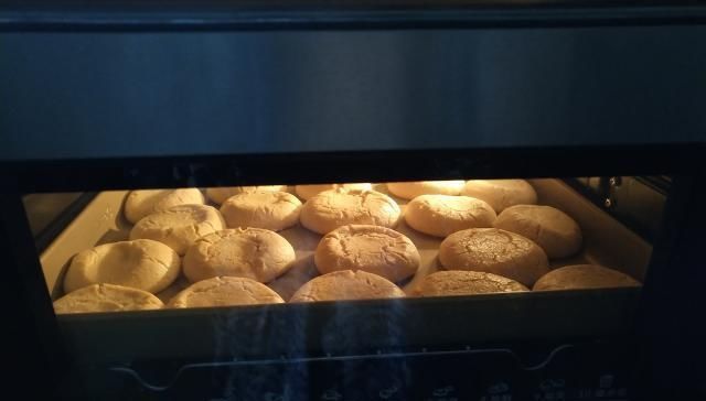 酥得掉渣的老式桃酥饼，原来是用它做的，香脆不油，家人最喜爱