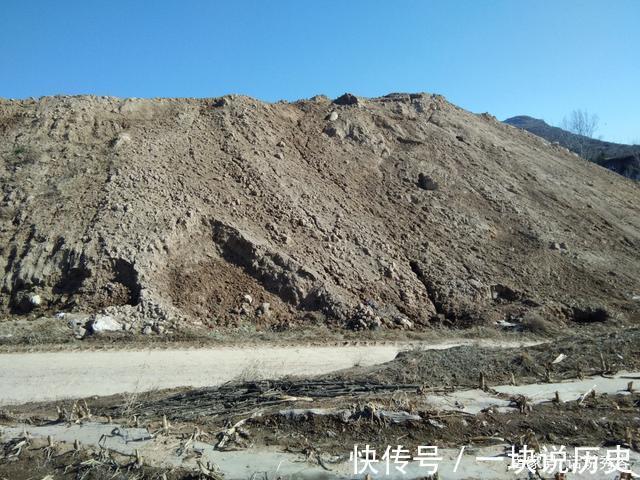 忻州|忻州五台县某房地产建筑垃圾倾倒致国有森林公园被曝光