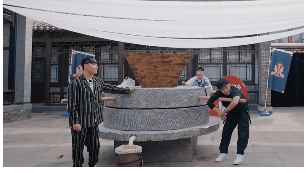 第二季|德云社团综第二季开播，亮点多槽点更多，播出方式成为争论焦点