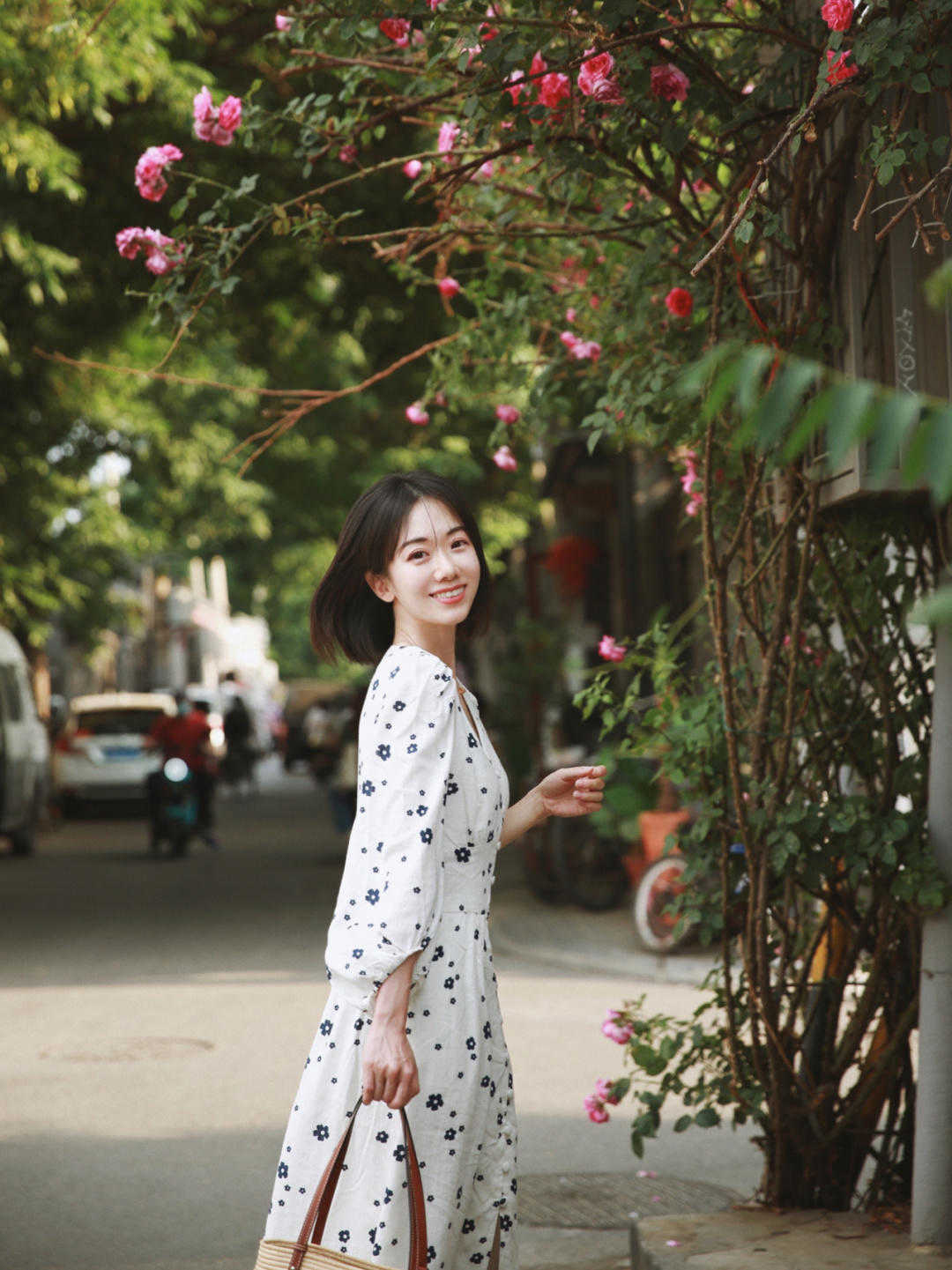 线条|腿粗腰粗怎么穿才显瘦?这几个小技巧值得看看,学到就是赚到