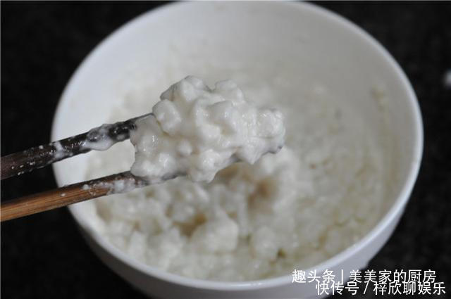 梨子做早餐,比肉包子还好吃,清爽开胃,营养又解馋!