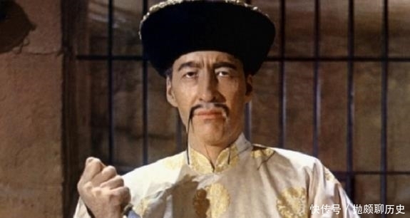 英国作家虚构的清朝人,为何能让西方惧怕1个世纪?至今仍有人恐惧