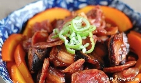 美食推荐：干煸鸡，香菜拌豆腐，腊味合蒸，椒香秋葵