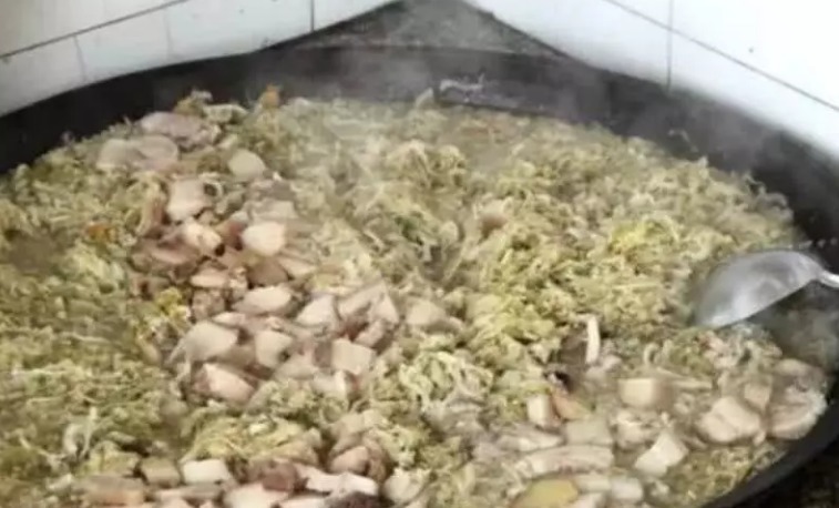 东北最“硬”的一道菜,两天都吃不完,只用来招待重要客人