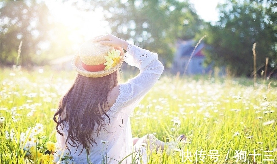 减字木兰花!词牌《减字木兰花》,苏轼的二十八阕还不算多,谁填得最多