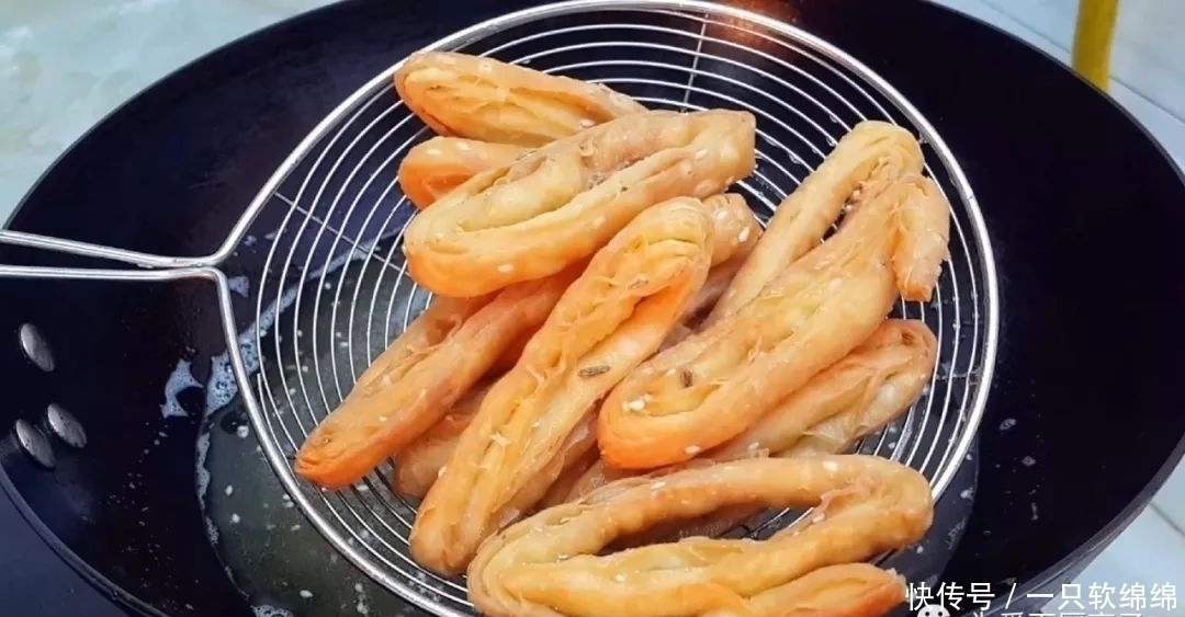 香甜|以后面粉就这么做，加2个鸡蛋，不烙饼不蒸馍，香甜酥脆上桌秒光