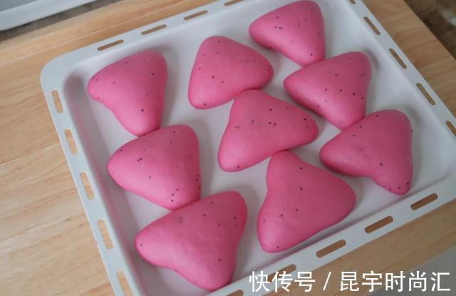 保鲜膜|家庭软式欧包！火龙果味的！上班族快看过来