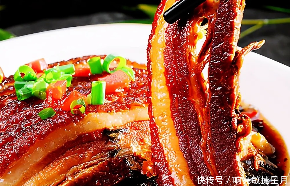大厨教你梅菜扣肉的经典做法,香而不腻,入口即化,越吃越过瘾!