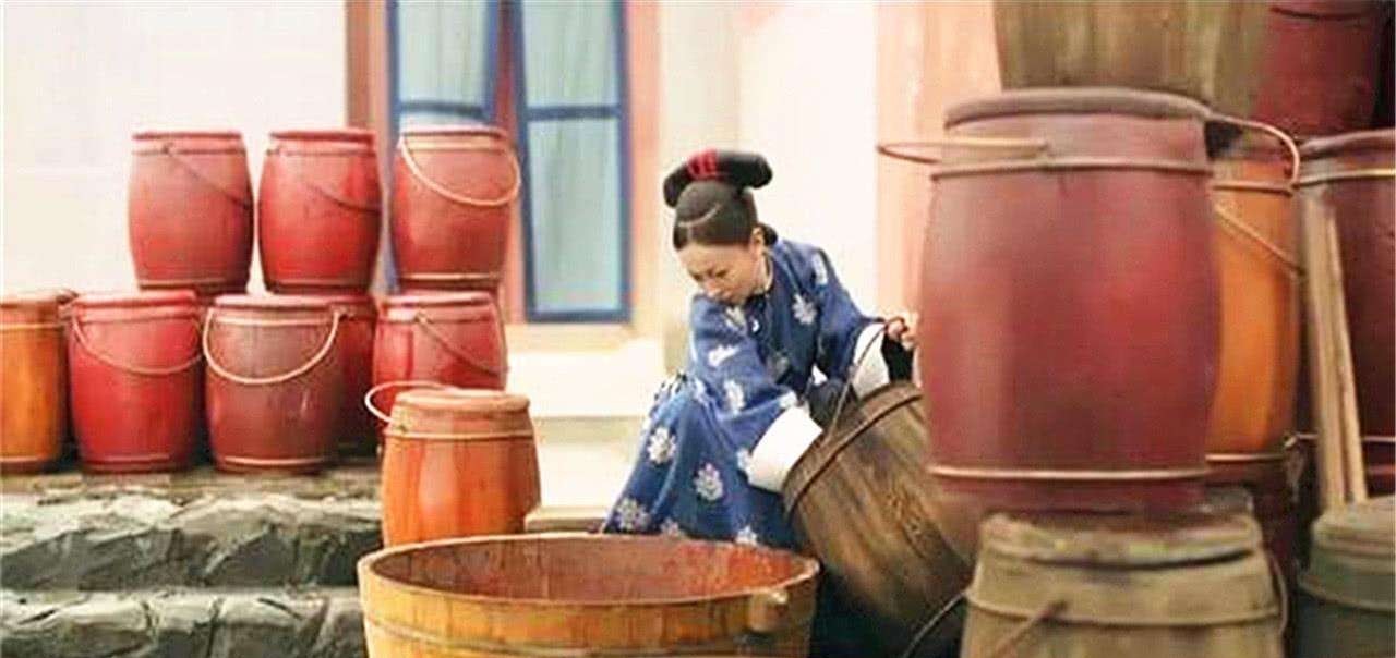 故宫那么大，为何连一间厕所也没有？