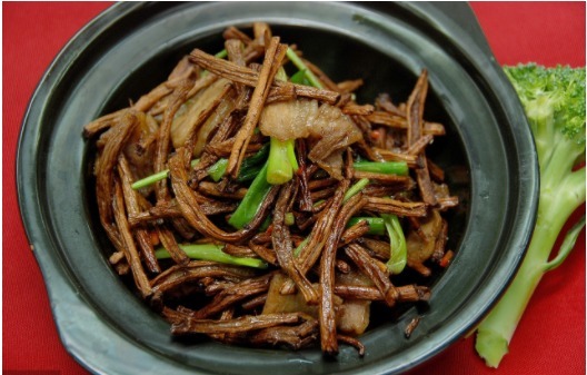 比肉还好吃的干煸杏鲍菇,做法超级简单,附送10道经典干煸菜做法