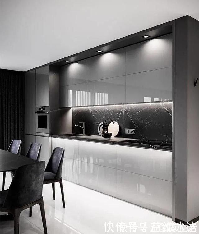 玻璃|客厅不用大理石，拿玻璃做墙面，一看就知你家品味不凡