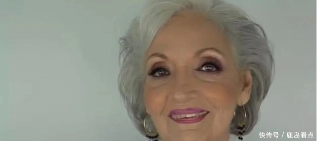 孙女|孙女给90岁高龄奶奶化妆,妆后网友:这就是翻版赫本啊!