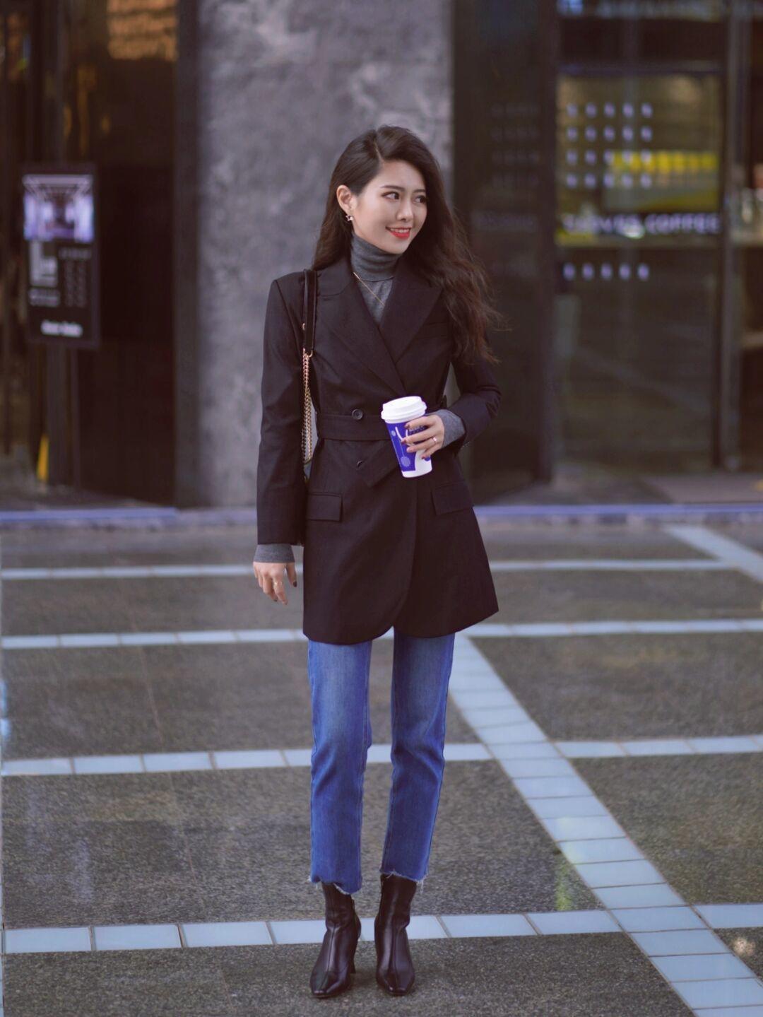 保暖|这个秋冬流行“西装叠穿”,让职场OL也能兼顾保暖与时尚,超好看