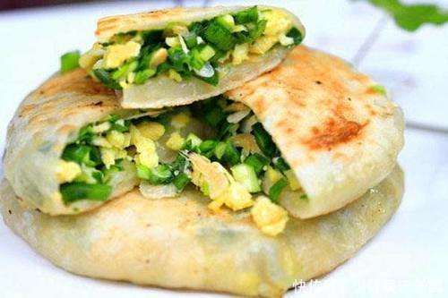  做法|韭菜饼新做法！不揉面不发面，两手一拍，锅里一煎，一周吃了5次