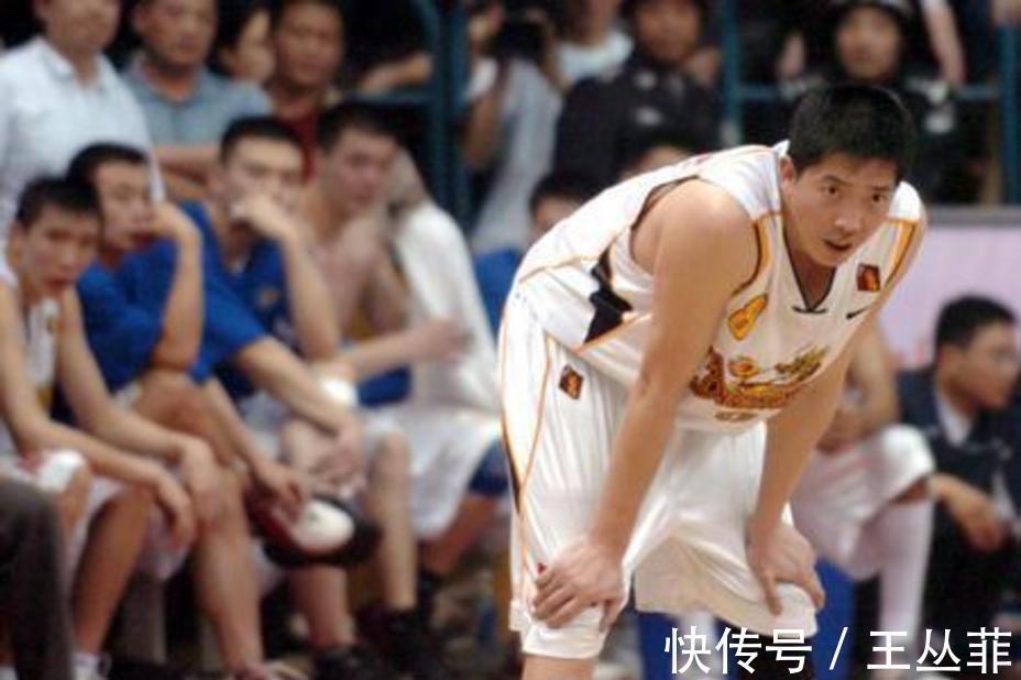 nb隔扣皮蓬!大帽科比!绰号“亚洲乔丹”的胡卫东究竟有多强?