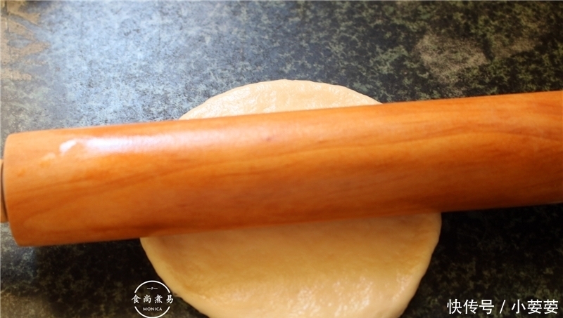  发面饼新做法，低糖又简单，暄软蓬松有嚼劲，比面包还好吃