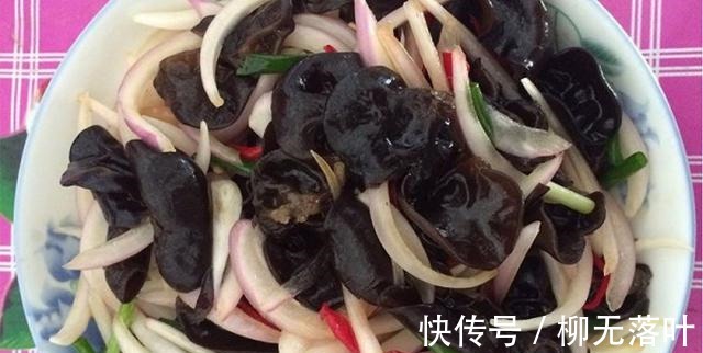 入秋后，吃鸡鸭鱼肉，不如多吃这菜，营养全面又鲜美，别错过了！