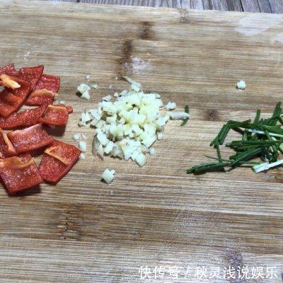 姜末|学会#巨下饭的家常菜#炝炒藕片,把餐厅味道搬回家